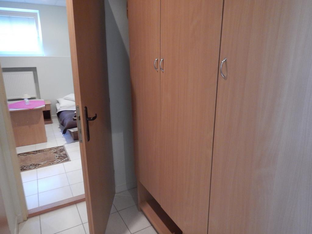 Penzion A Restauracia Pod Hradom, Turna Nad Bodvou Exteriér fotografie
