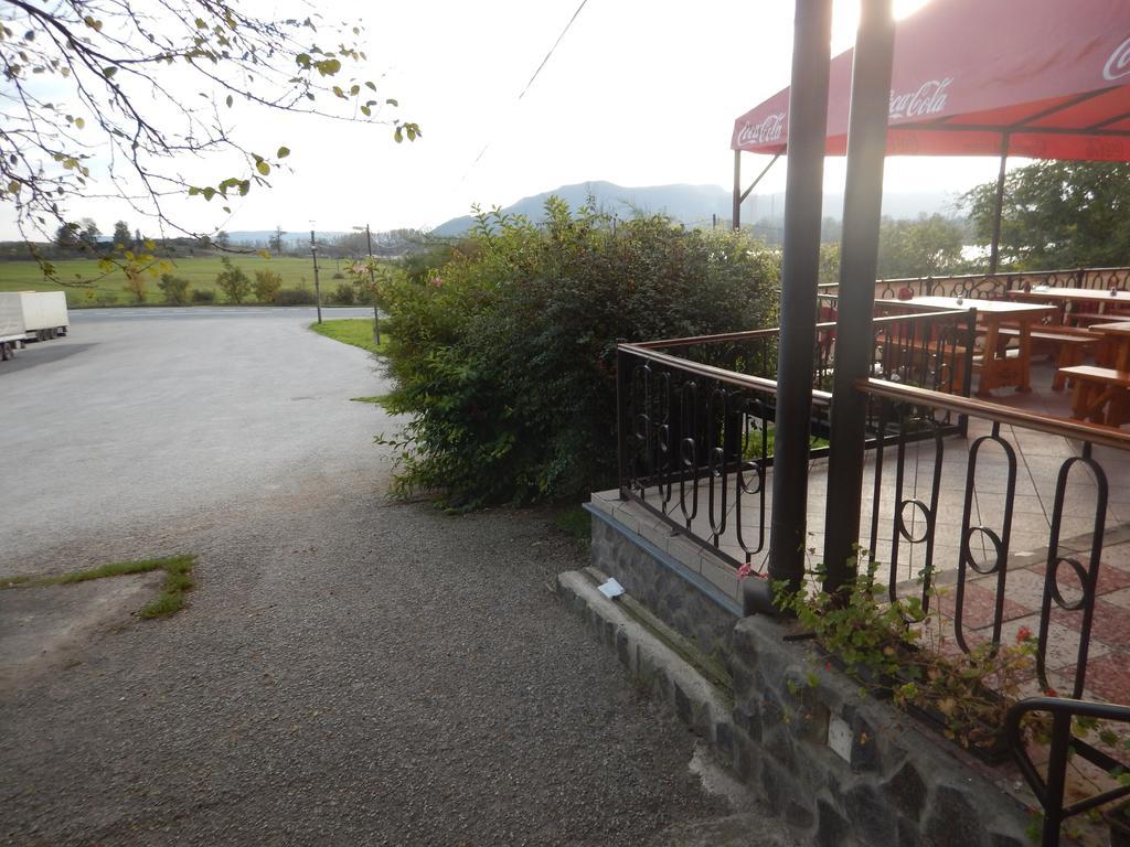 Penzion A Restauracia Pod Hradom, Turna Nad Bodvou Exteriér fotografie