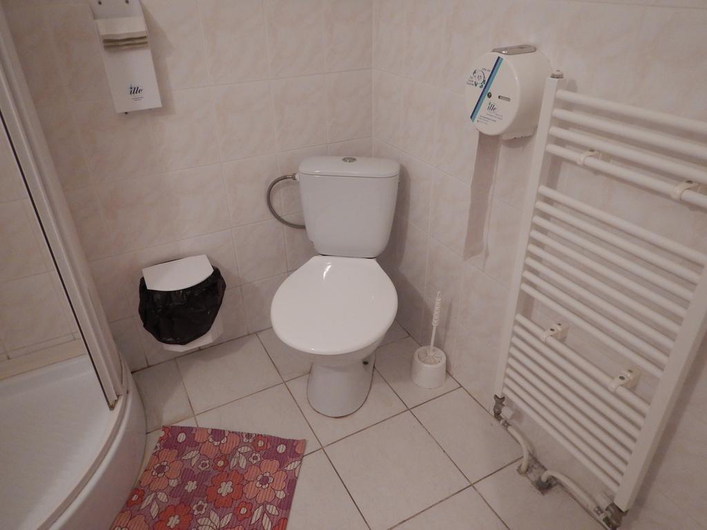 Penzion A Restauracia Pod Hradom, Turna Nad Bodvou Exteriér fotografie